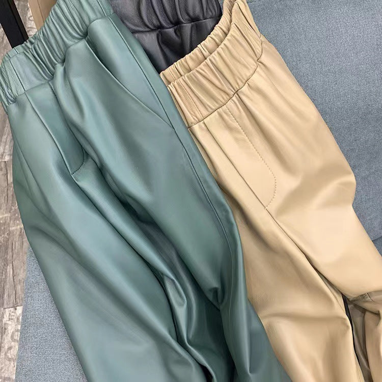 Women’s Leather Waisted Bermuda Trousers