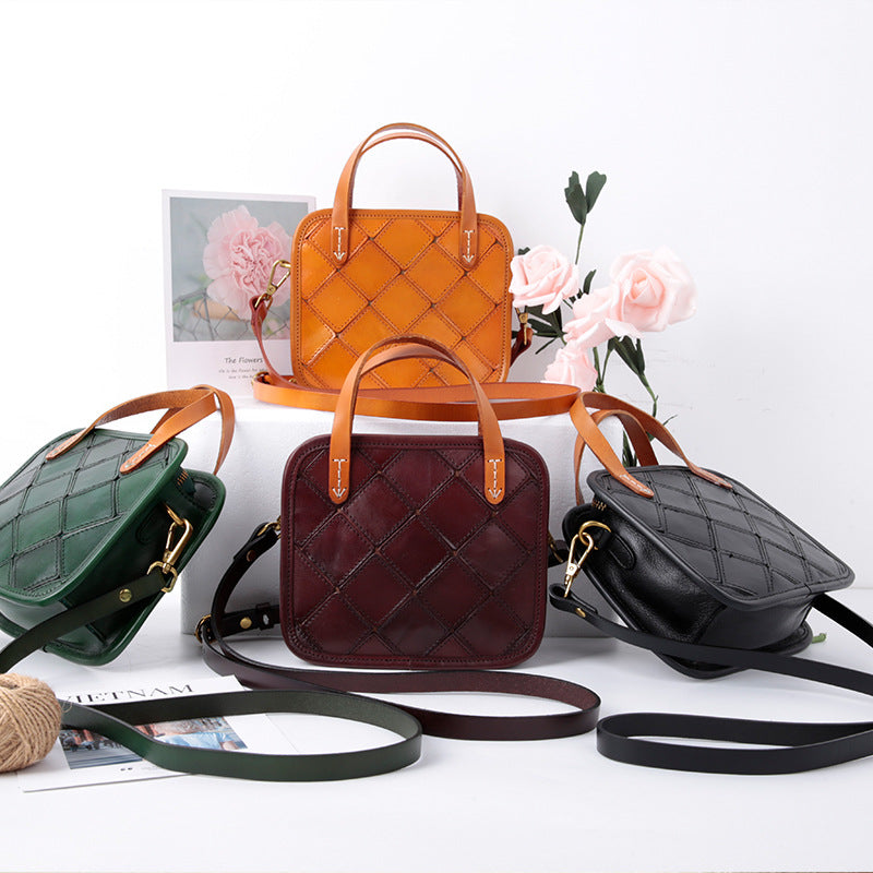 Retro Leather Crossbody Handbag for Women with Quilted Stitching