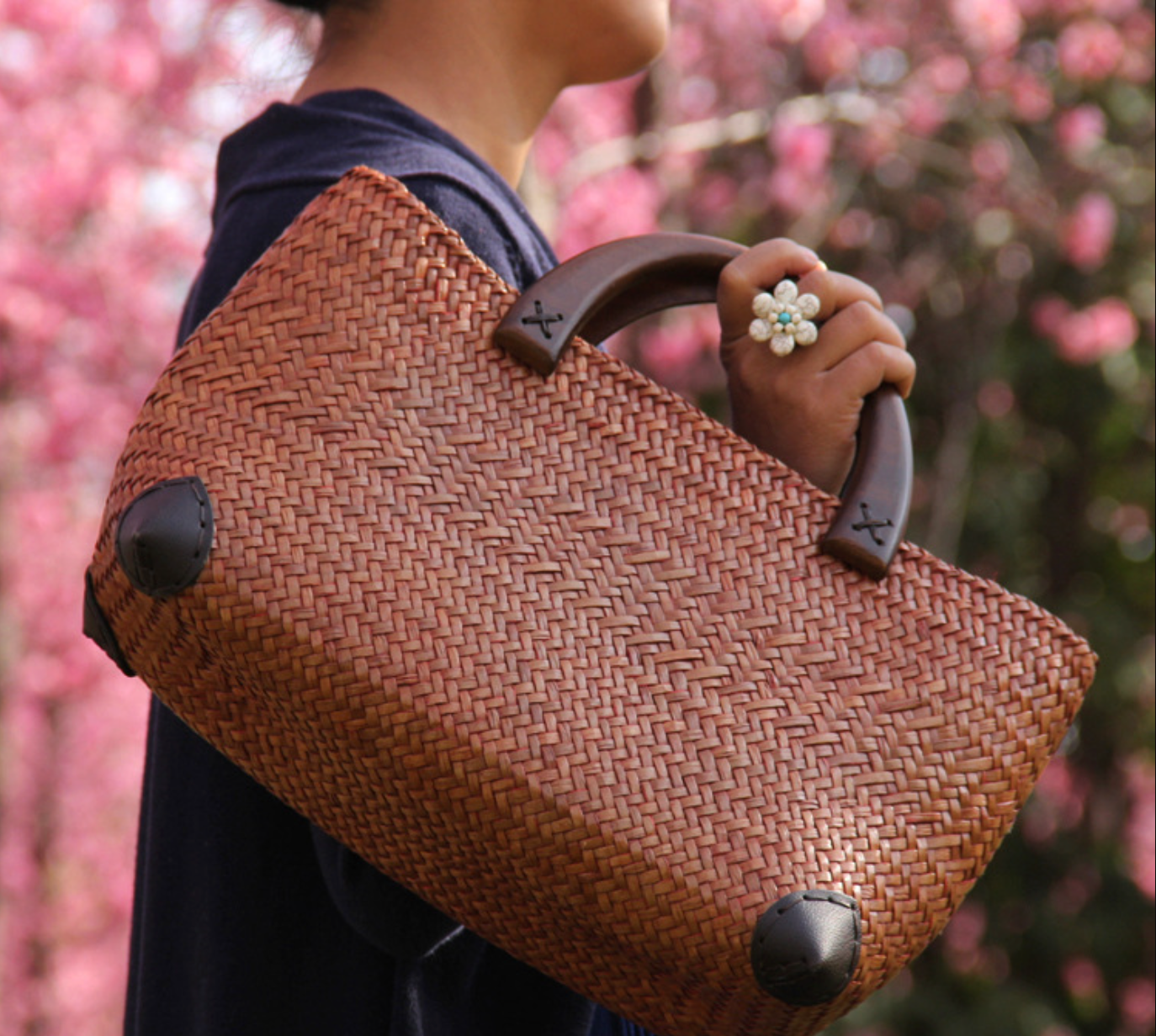 Woven Straw Rattan Handbag with Wooden Handles and Leather Corners