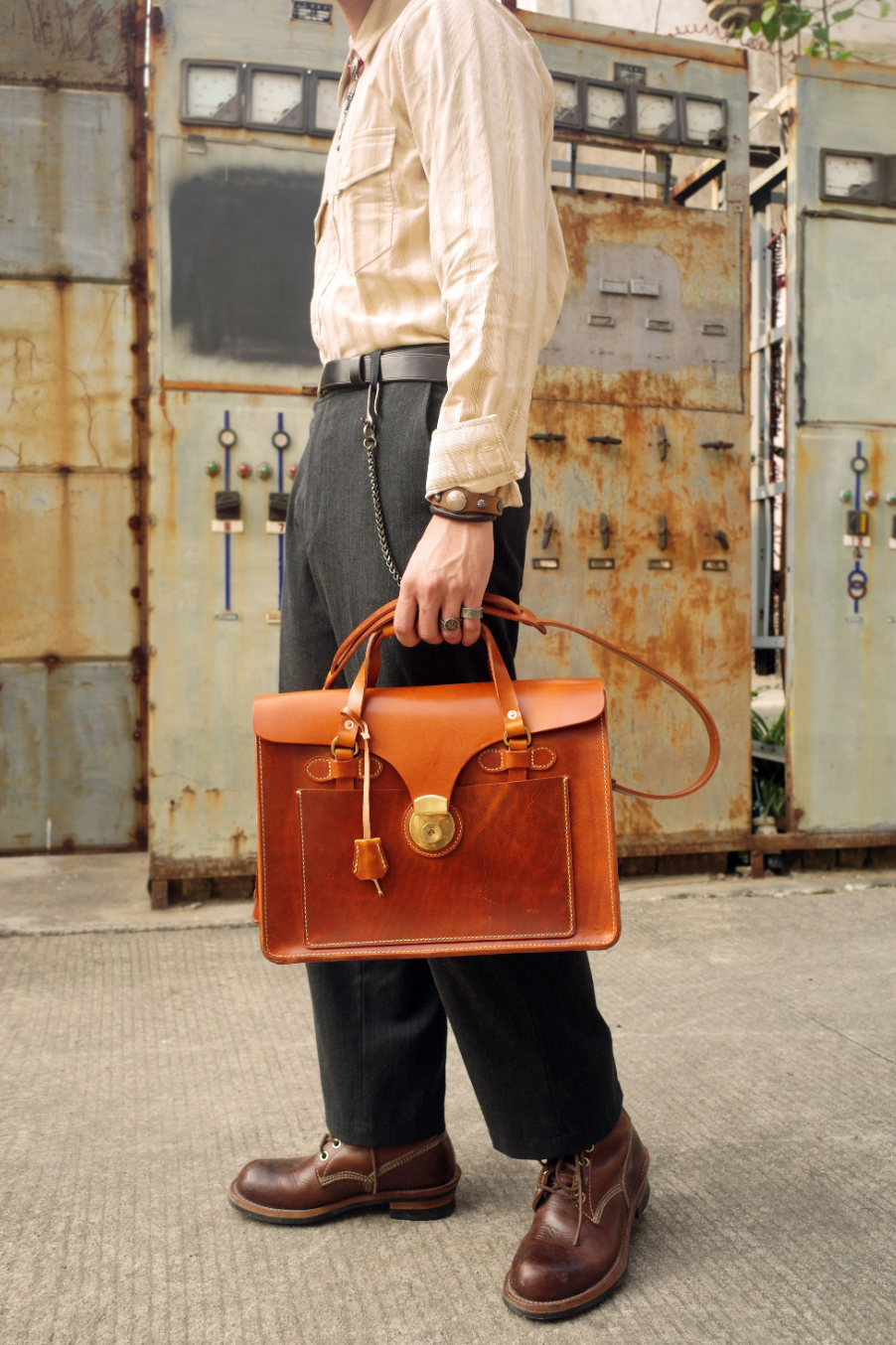 Leather Business Travel Shoulder Bag