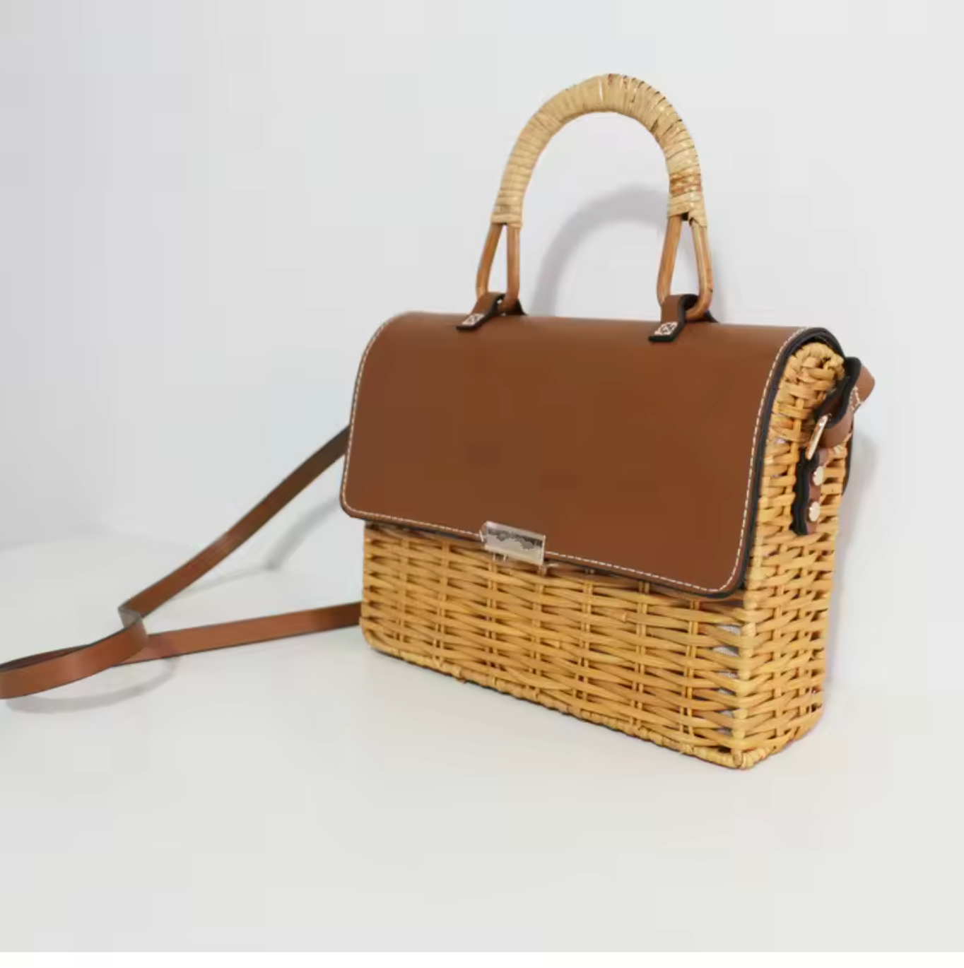 Rattan Women Handbag Wicker Woven Shoulder Crossbody
