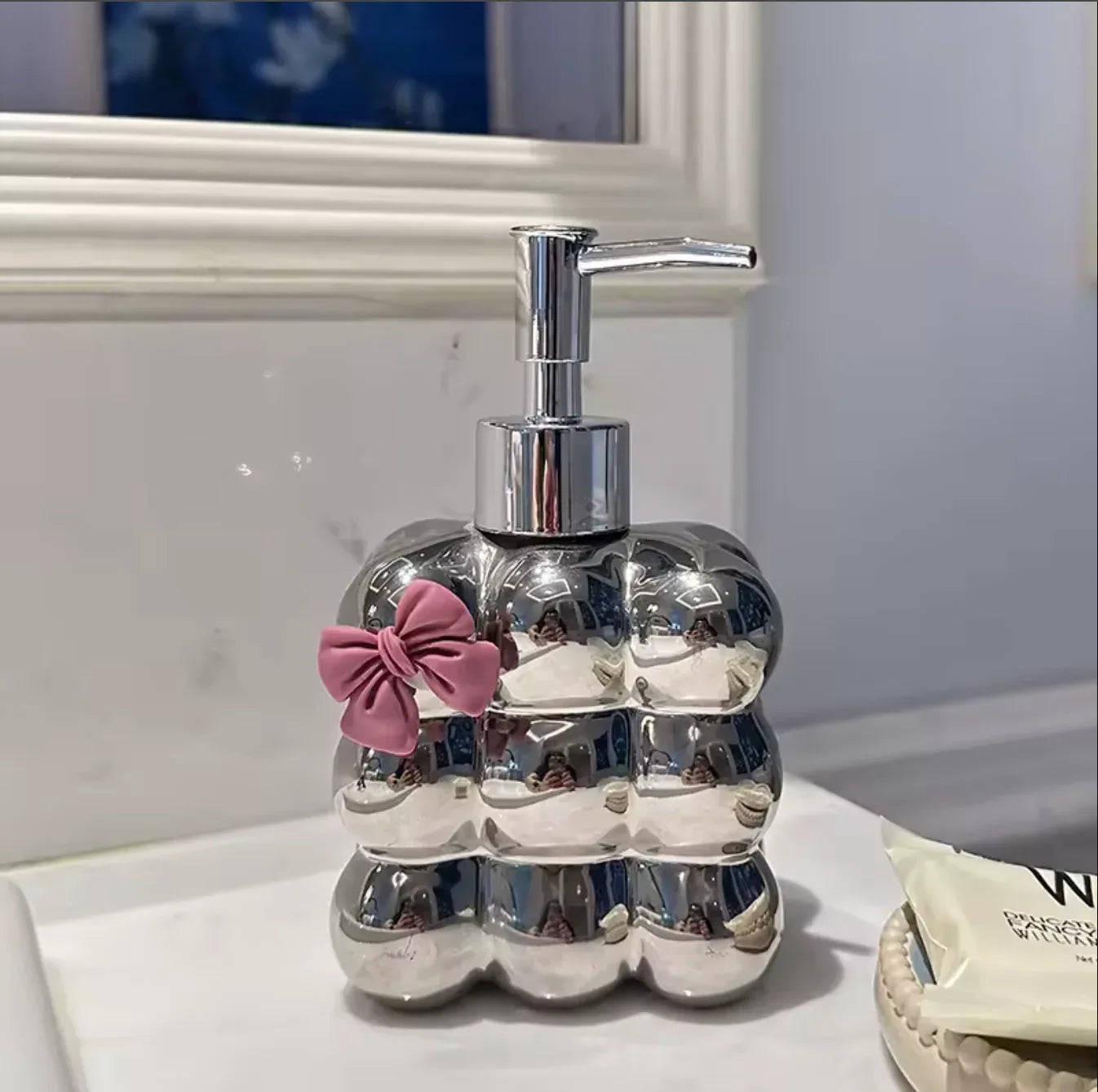Ceramic Rabbit Soap Dispenser Bathroom Accessories 4