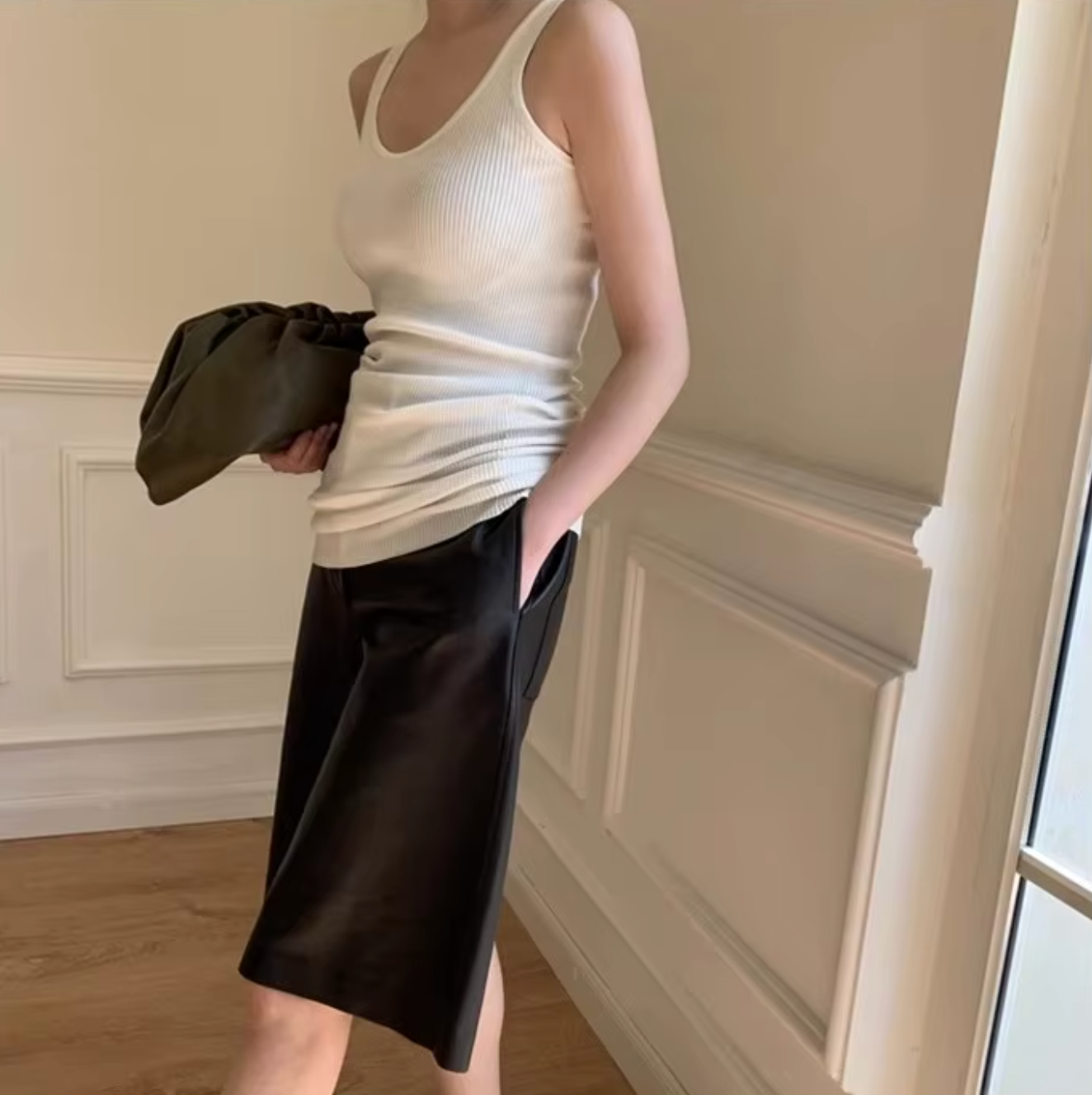 Women High Waisted Sheepskin Leather Bermuda Shorts