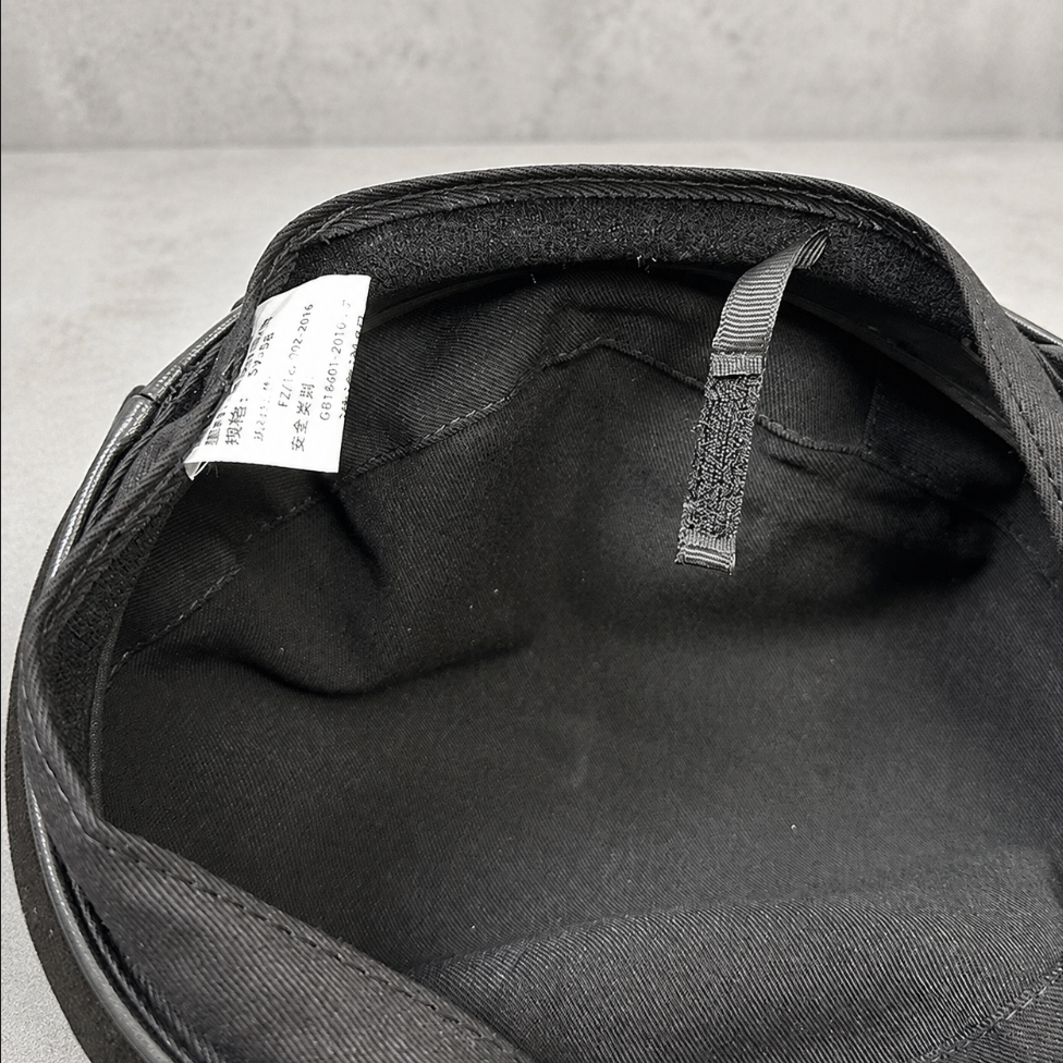 Unisex Suede Sheepskin Leather Newsboy Cap