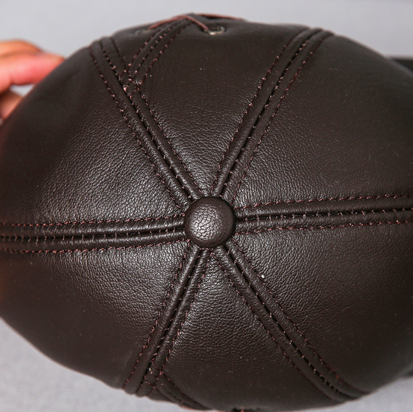 Men’s Genuine Leather Baseball Cap with Side Detail