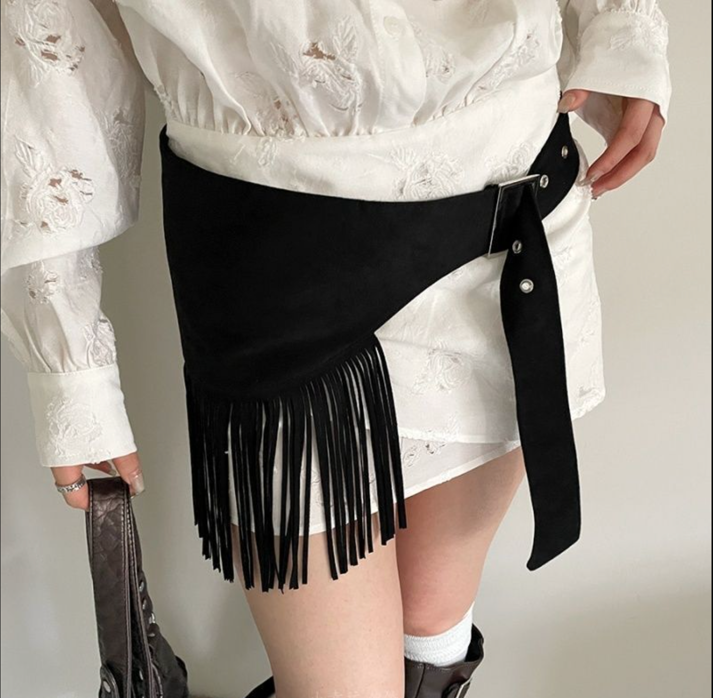 Women’s Western Triangle Tassel Faux Suede Belt