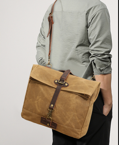 Canvas Messenger Bag with Waxed Finish and Top-Grain Cowhide Leather