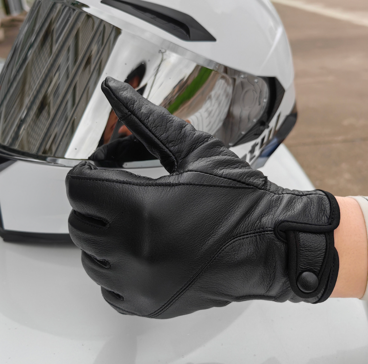 Men’s Black Leather Gloves for Driving, Motorcycle Riding and Touchscreen Use