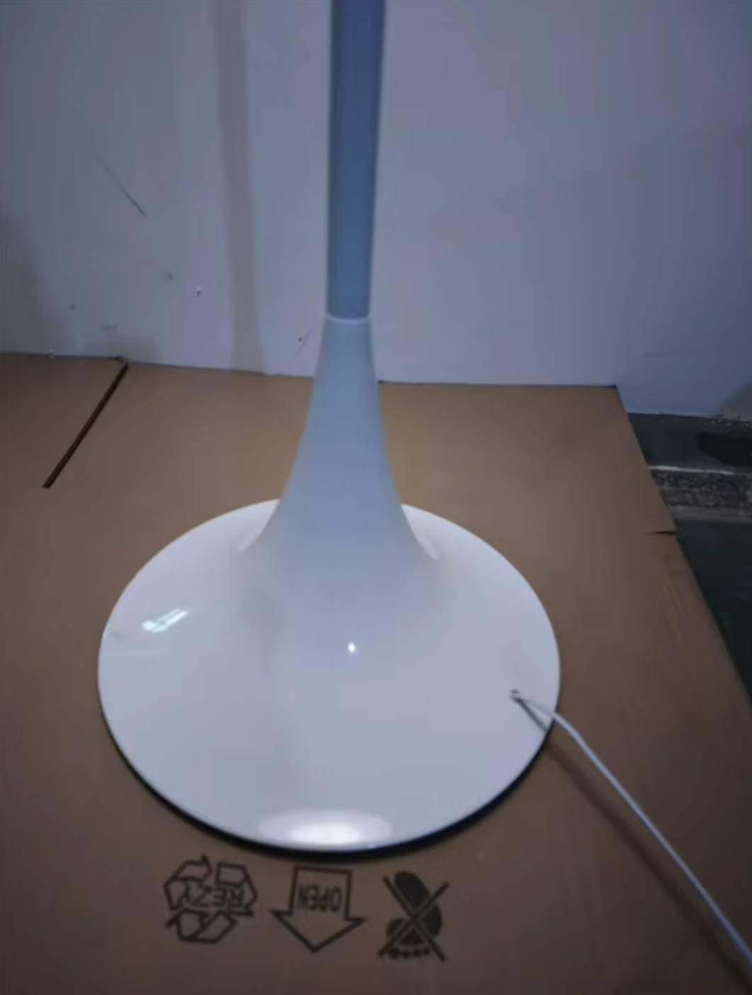 Nordic Mushroom Floor Lamp White Acrylic Danish Design