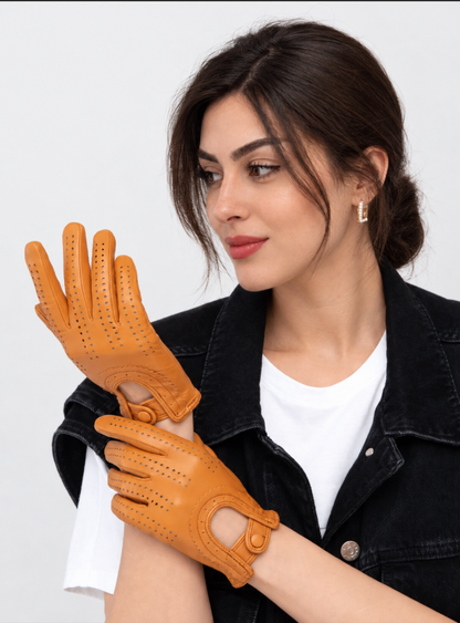 Women’s Leather Gloves in Perforated Lambskin for Driving and Riding