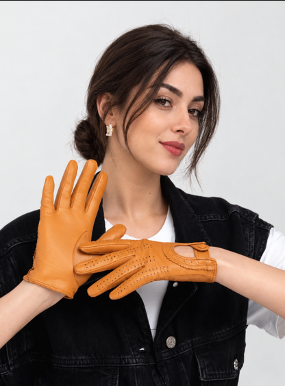 Women’s Leather Gloves in Perforated Lambskin for Driving and Riding