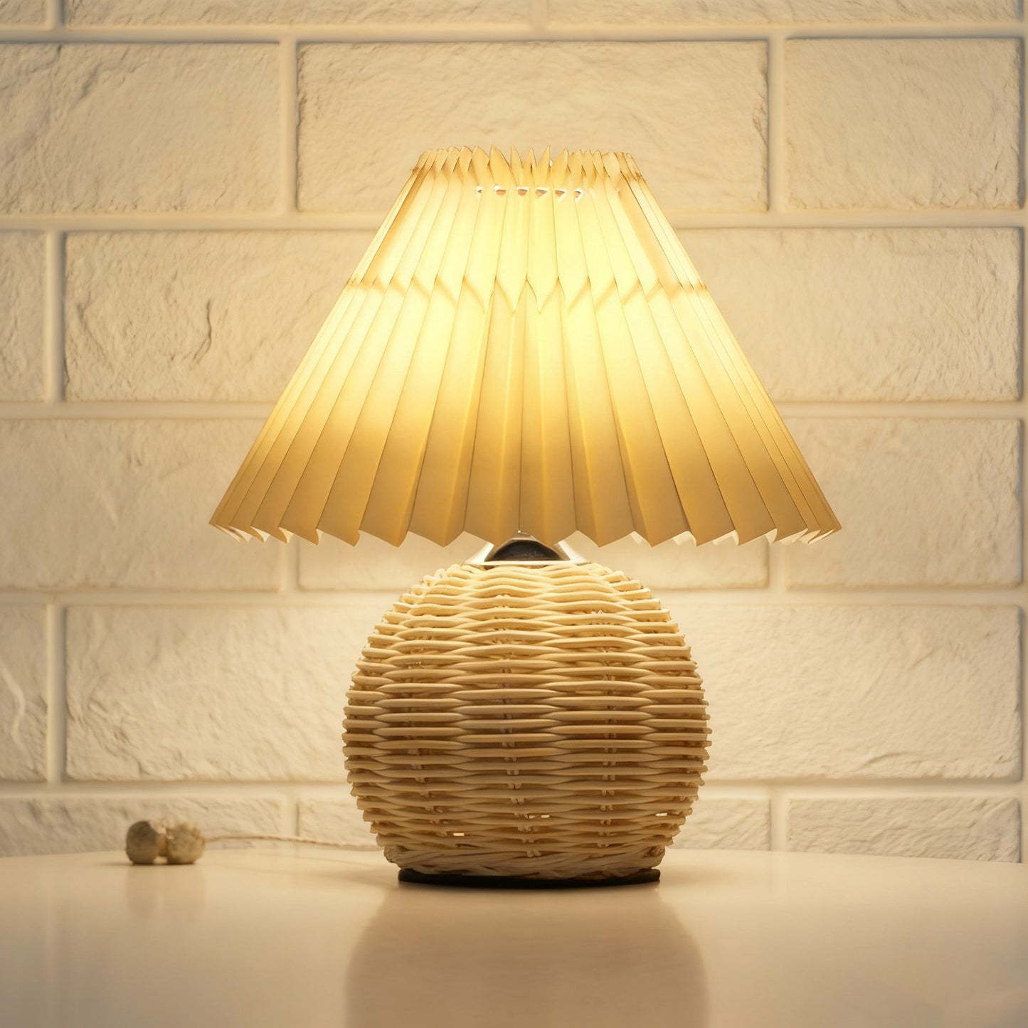 Premium rattan bamboo woven table lamp Beige Lampshade