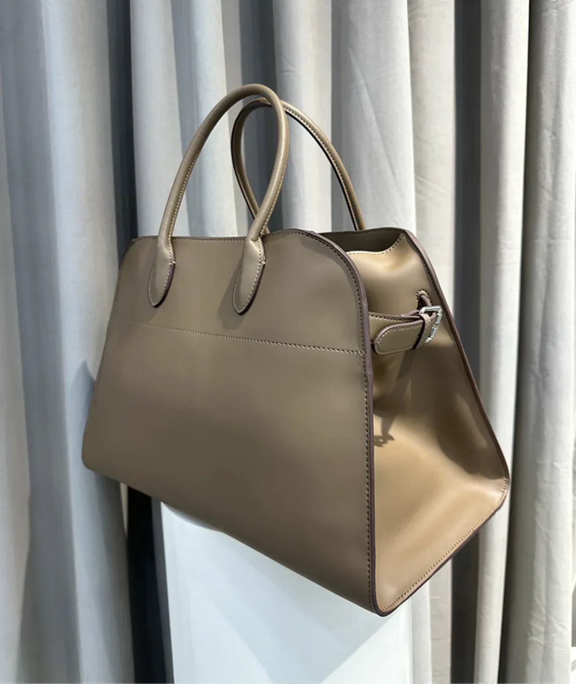 Women's Leather Work Tote Bag with Zip Closure 3
