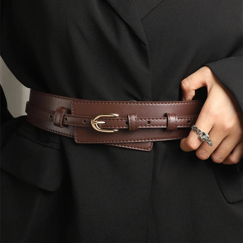 Women's faux leather belt with adjustable buckle 2 105 cms