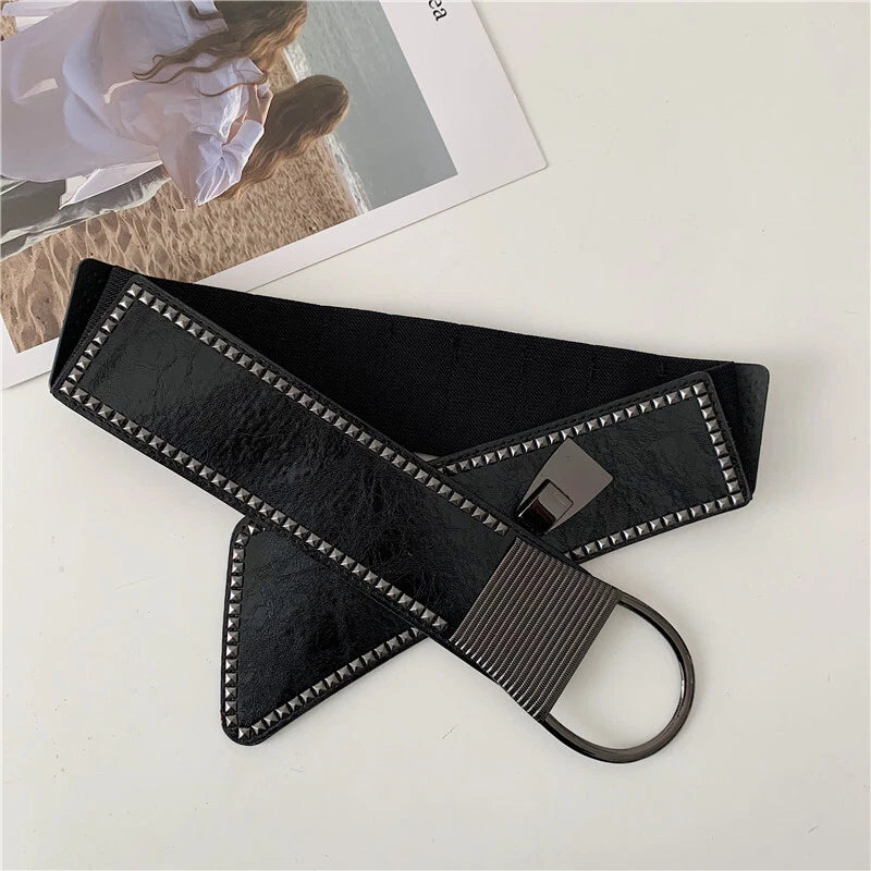Wide faux leather belt with metal buckle for women