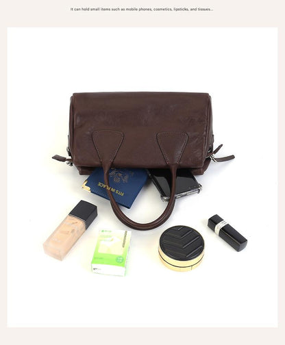 Women’s Vegetable-Tanned Leather Triangle Bag