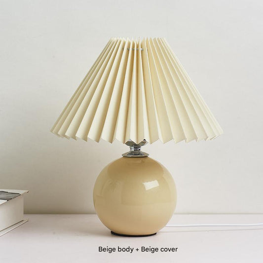 Nordic ceramic pleated bedside table lamp Beige Beige