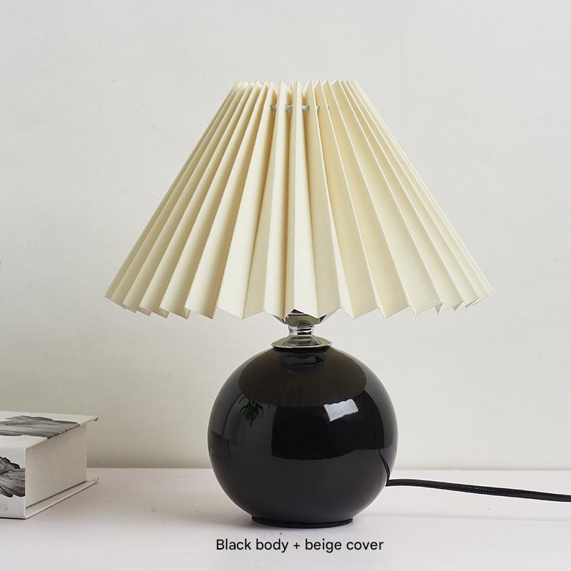 Nordic ceramic pleated bedside table lamp Black Beige
