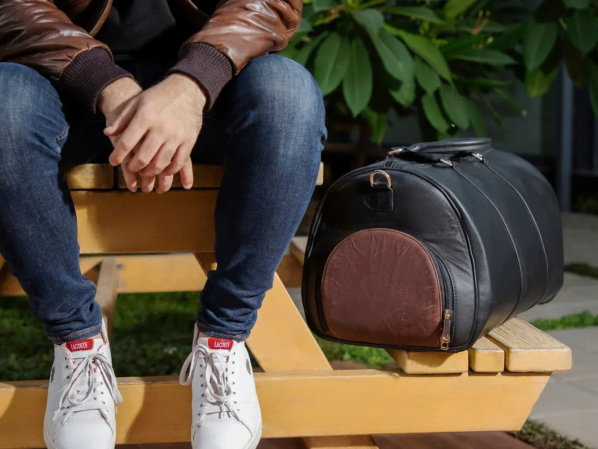 Leather Travel Bag for Men with Shoe Compartment and Barrel Shape