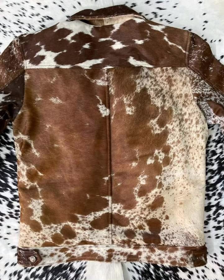 Real cowhide jacket women's and men's styles with standout texture and color variation. Crafted from genuine cow hide jacket materials for a natural, rugged aesthetic.

