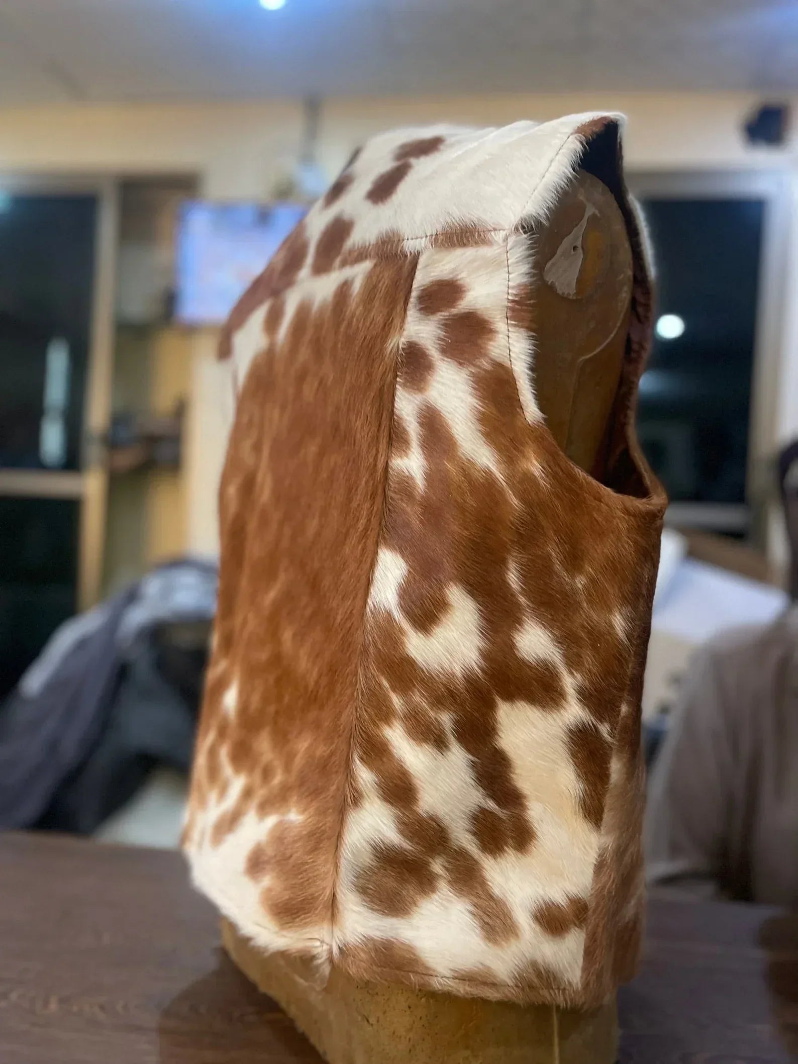 Men Cowhide Vest Brown White