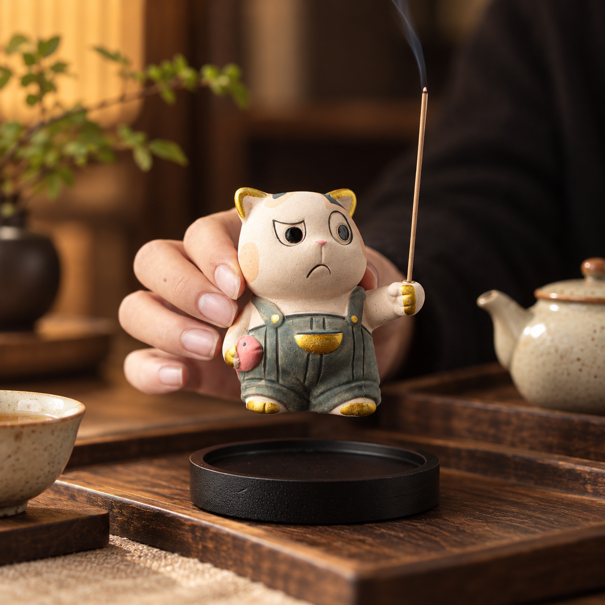 Stick Incense Holder Cute Cat Figurine with Optional Round Tray