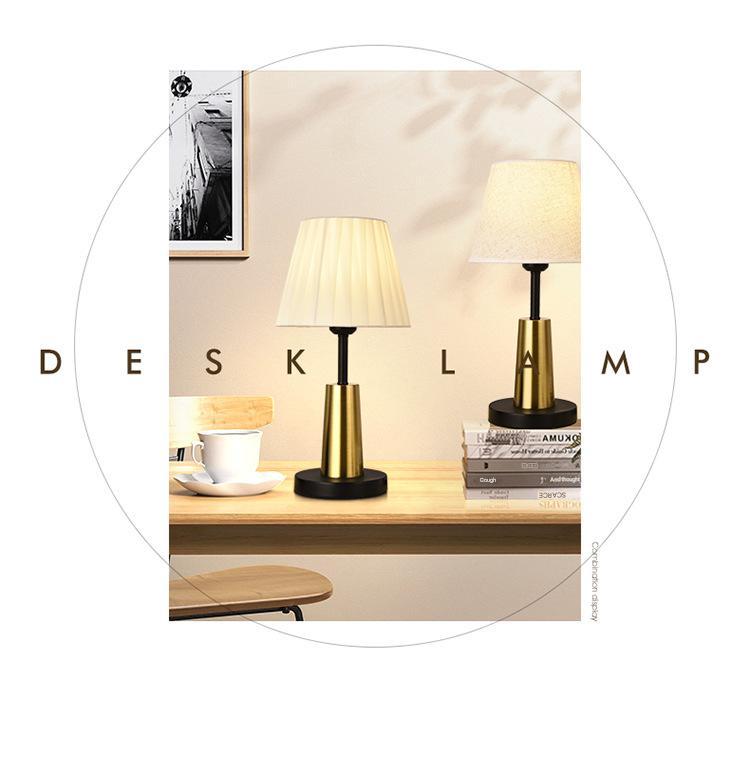 Nordic pleated fabric bedside table lamp