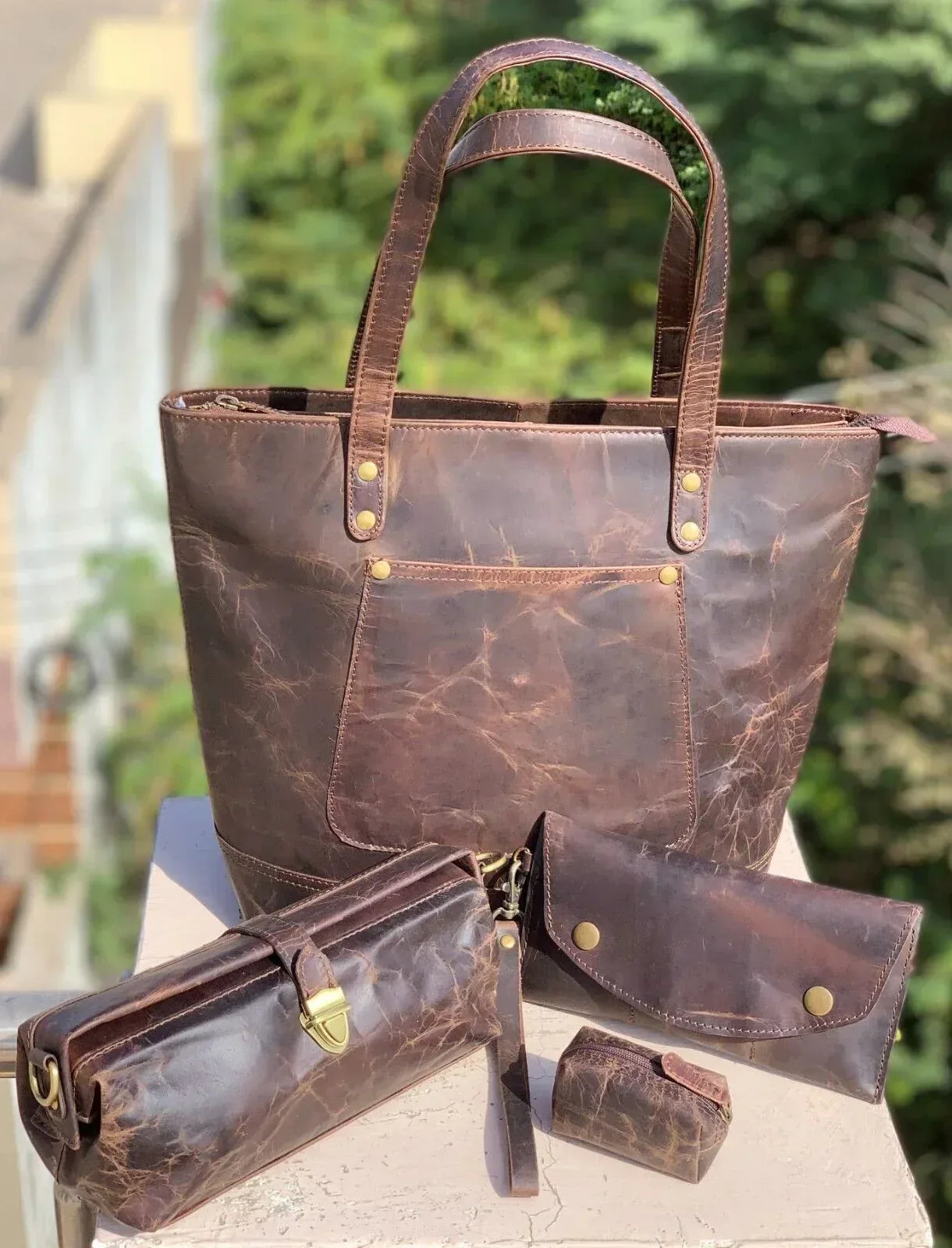 Leather tote shoulder bag for women with pouch set