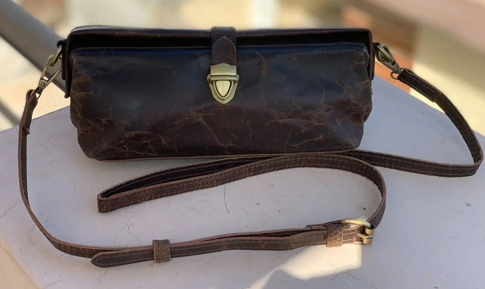 Leather tote shoulder bag for women with pouch set