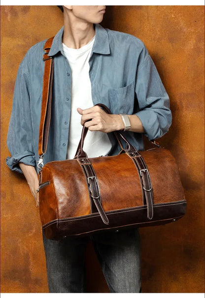 Leather Weekender Bag for Men in Brown Vegetable-Tanned Cowhide