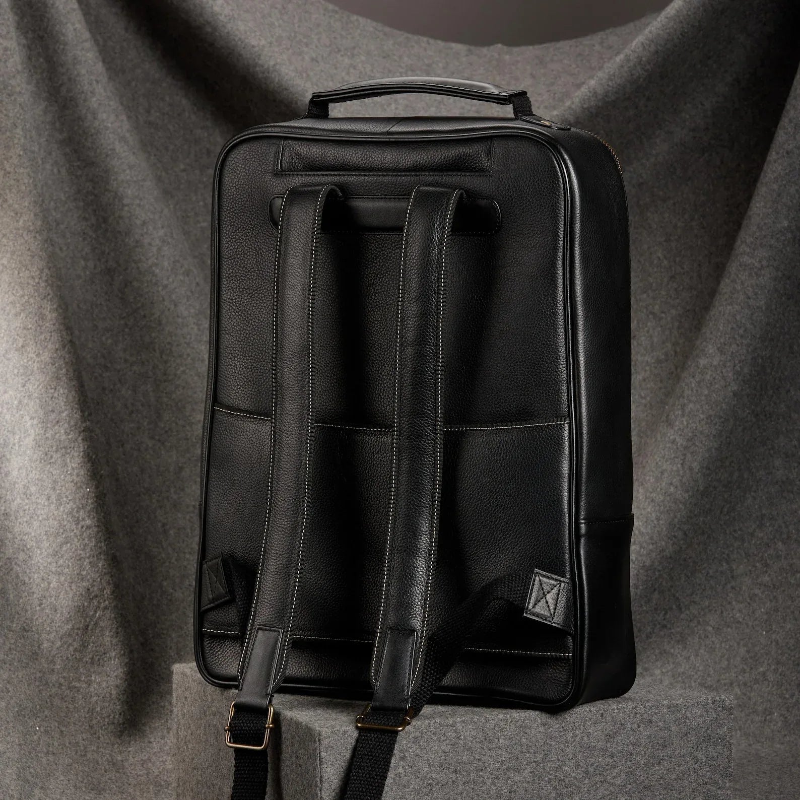 mens leather backpack leather laptop backpack for men