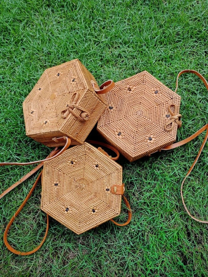 Rattan Crossbody Bag Hexagon Style