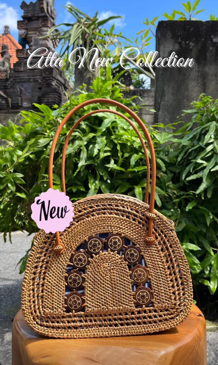 Natural Rattan Shoulder handbag