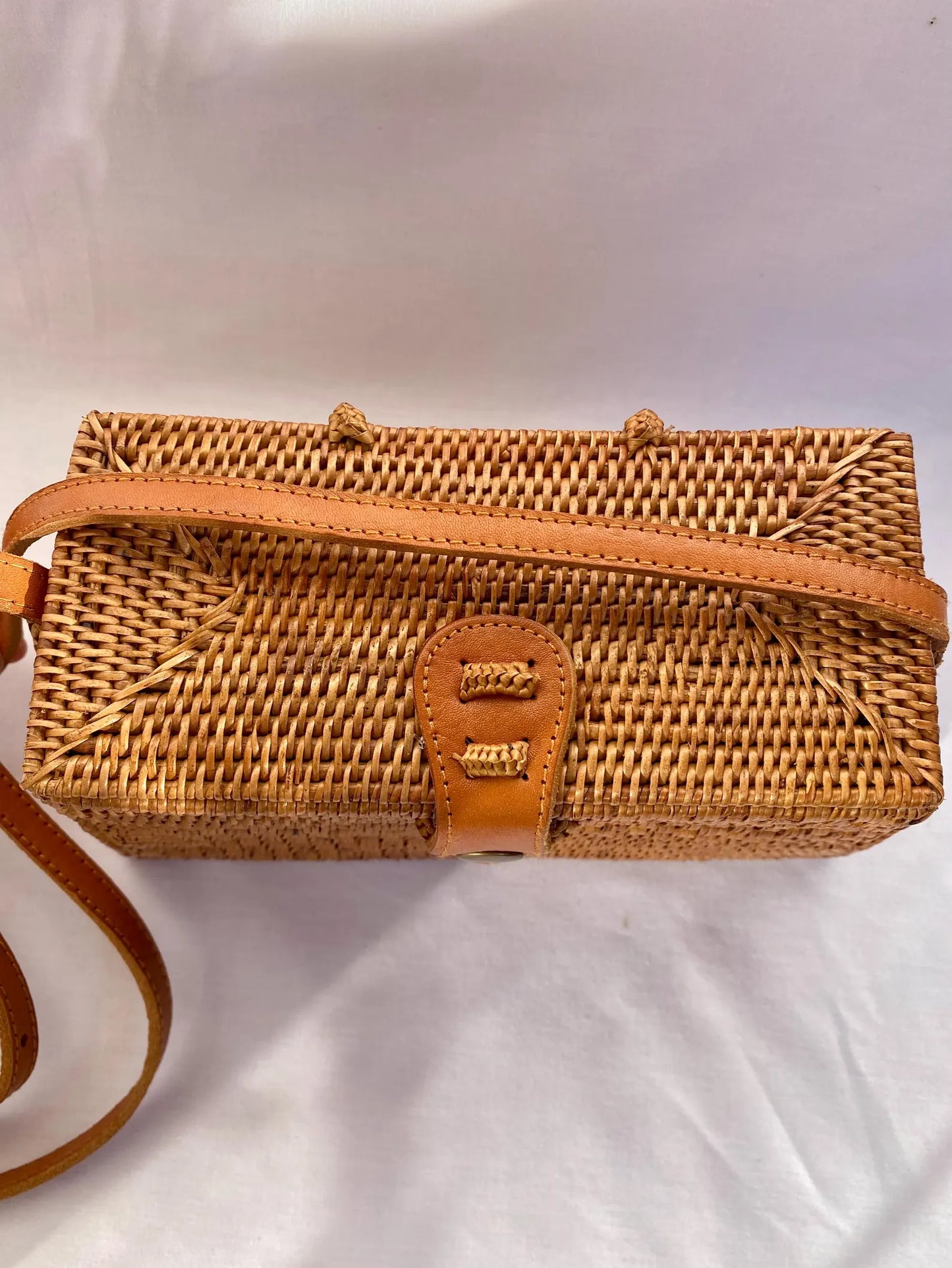 Rattan Summer Beach Sling Bag