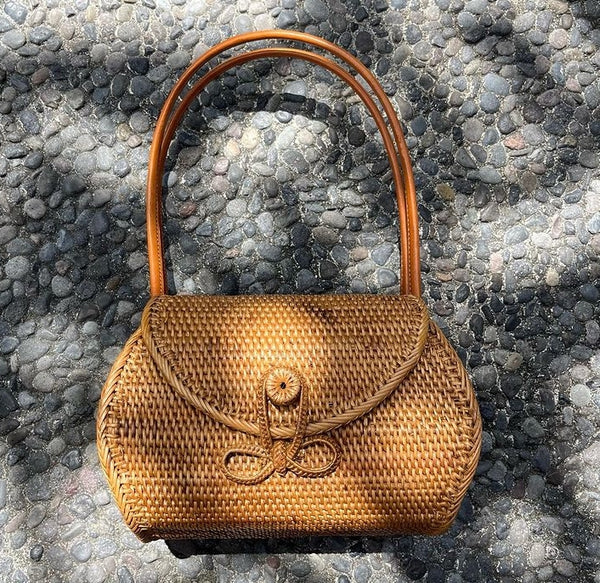 Rattan Bags for Women - Handmade Wicker Woven Purse Handbag Circle Boho Bag  Bali Esg11527 - China Straw Bag and Shoulder Bag price
