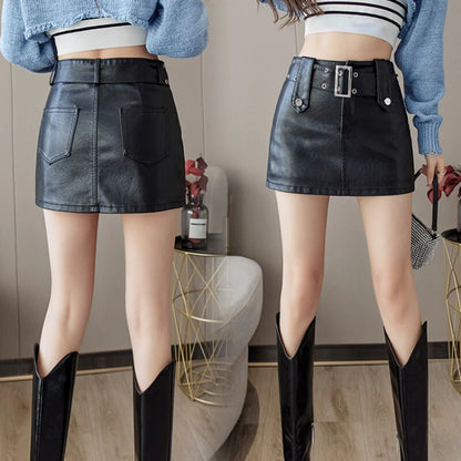 Women's faux leather mini skirt with belt buckle