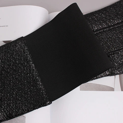 Women's faux leather corset belt with button fastening