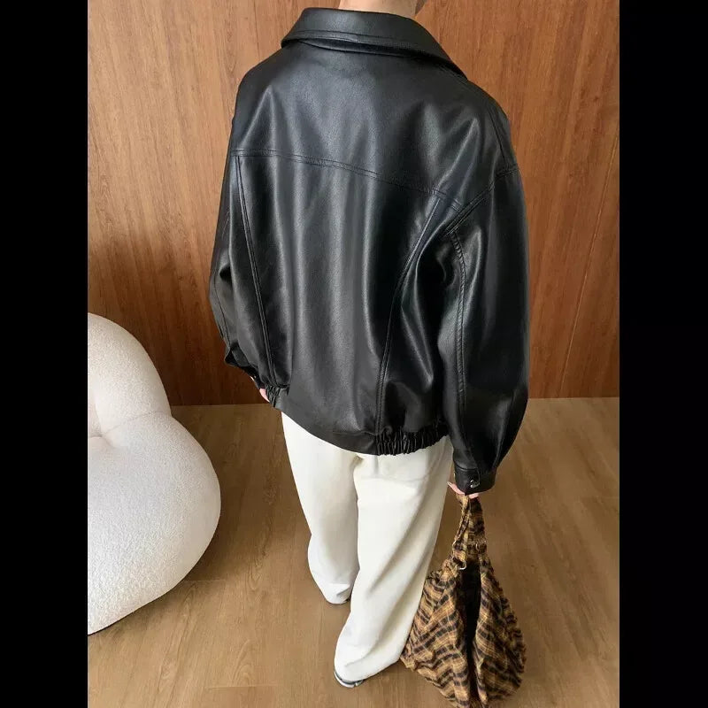 Baggy leather jacket for women with black oversized fit