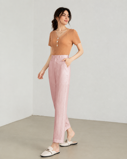 Women loose cropped pants in soft pink