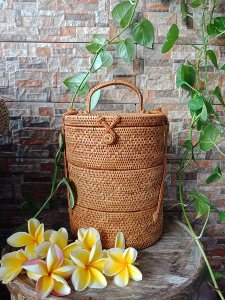 Round Basket Purse Crossbody Medium Folk Fortune Bali Rattan Roundie Bag