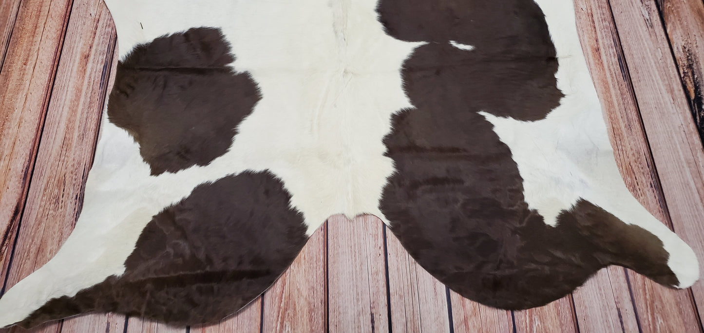 Natural Brown Black Cowhide Rug 6.6ft x 5ft