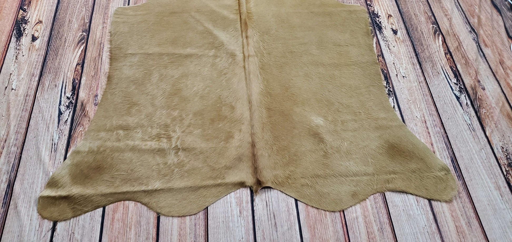 This cowhide rug is a good choice for including a little style to any room. It's also uncomplicated to clean, which makes it an exceptional choice for any large indoor region.