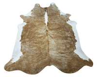 Caramel cowhide rugs are perfect for your living room or master bedroom, and they add a touch of elegance to any space, perfect thickness and smoothness.