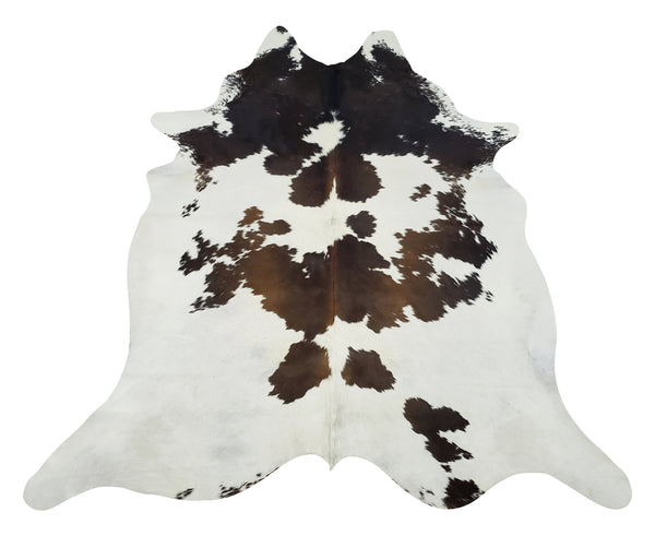 A stunning cowhide rug brown white is just perfect in everyday USA, durable and natural, these cow skin rugs in your living room and give a touch rustic