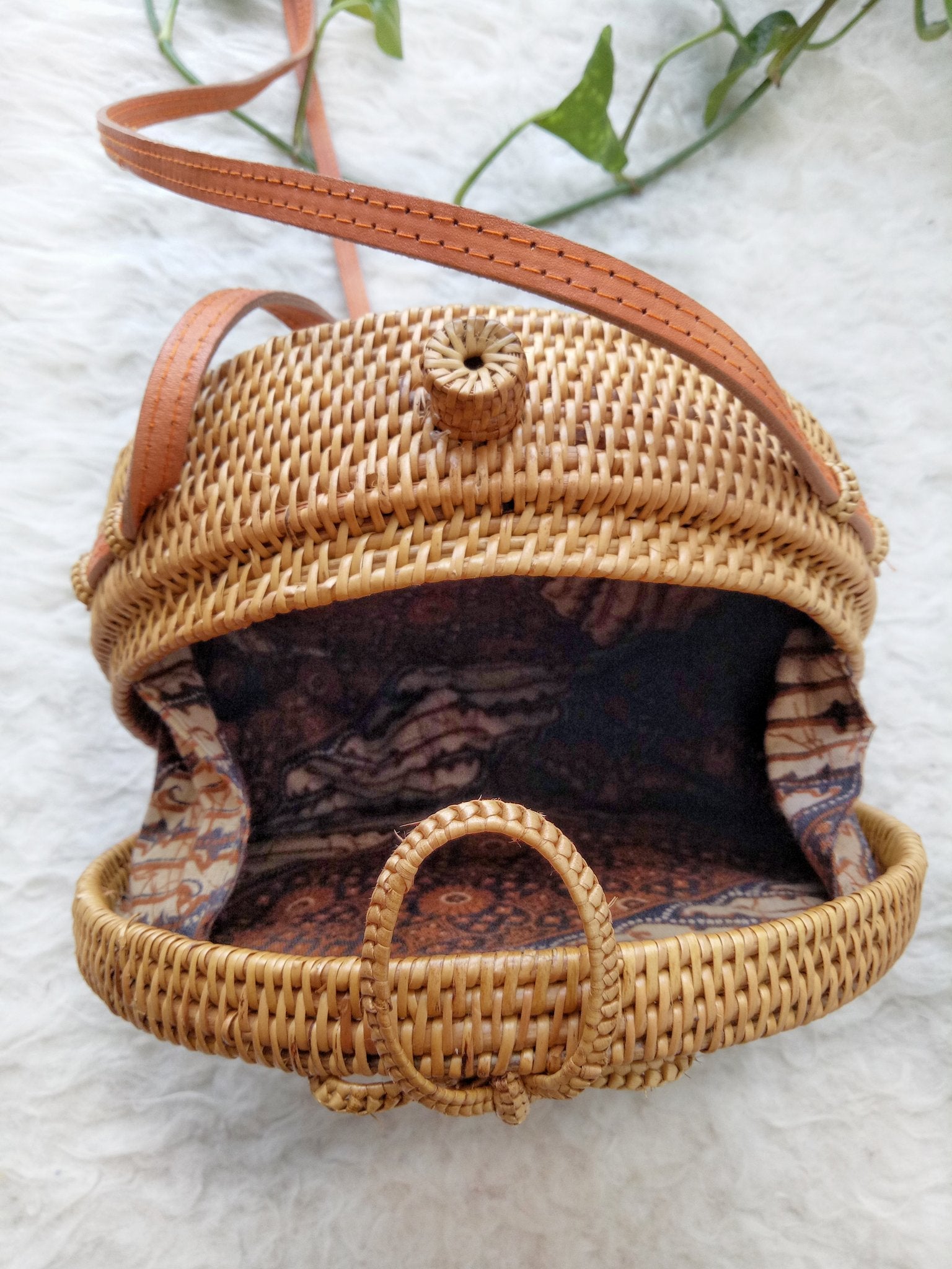 where to buy rattan bali bags in Bali