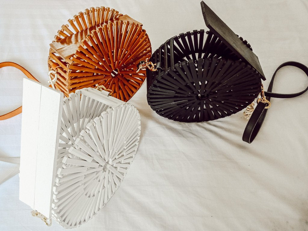round rattan crossbody bag for travelling. 