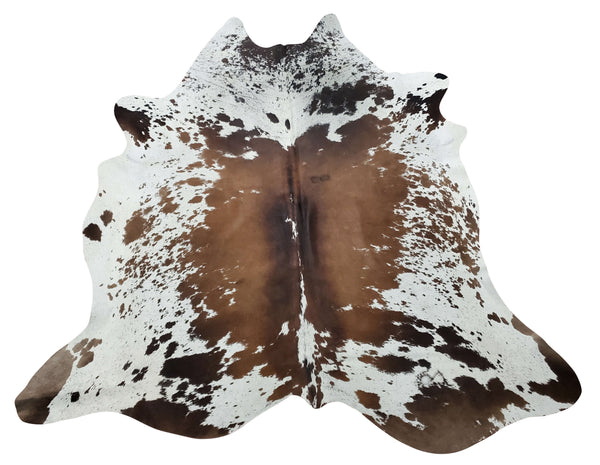 This real cowhide rug will look beautiful in any space from modern rustic to western farmhouse or even southern weddings, natural and real.