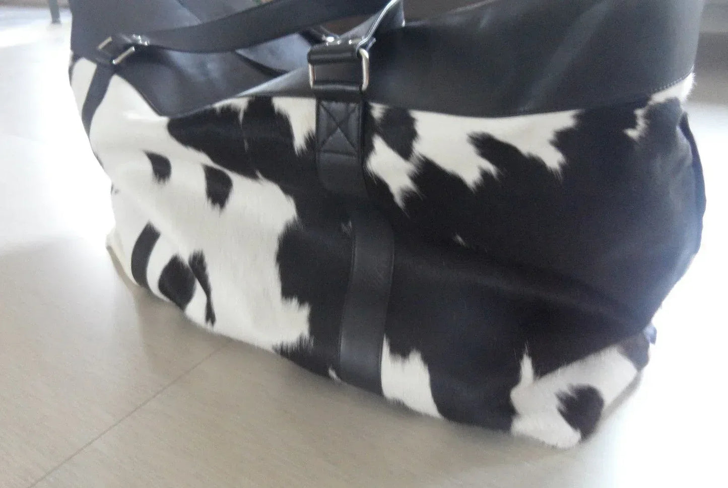 Cowhide Luggage Bag – Hair On Hide Leather Travel Duffle