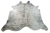 This excellent silver metallic cowhide rug is perfect for use in front of fire place or entrance, the lovely design infuses any room with a touch of glamour.