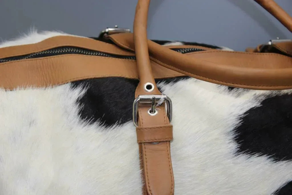 Cowhide Holdall Leather Weekender Bag – Hair On Hide Travel Duffle
